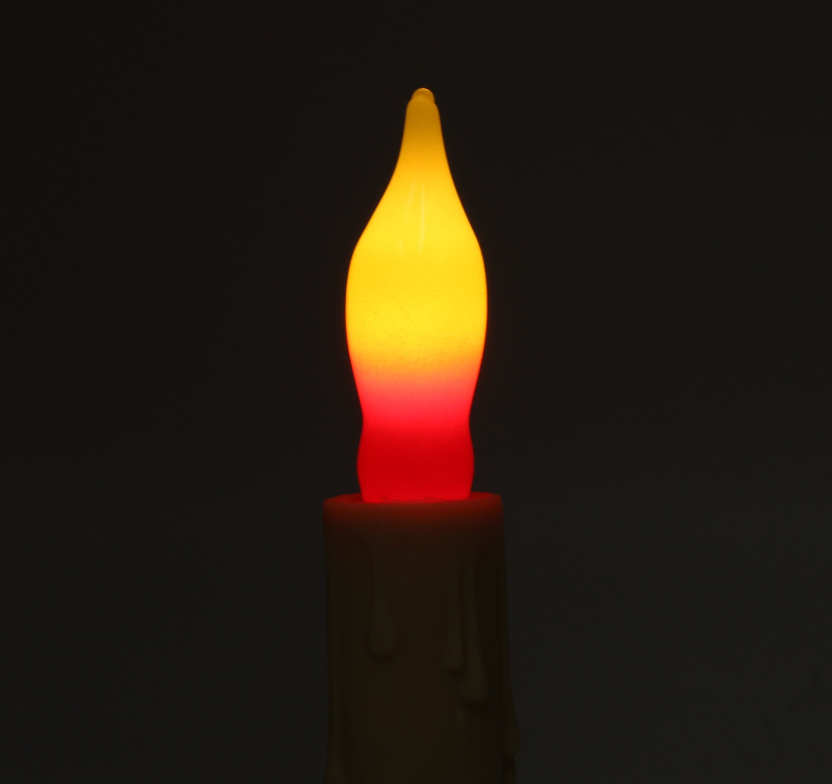 12 Pack Orange & Red Flame Tip Incandescent Bulbs, 7W 120V, E12 Candelabra Base, Perfect for Electric Window Candles, Chandeliers, Sconces, Halloween & Fall Décor